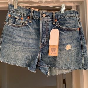 Levi’s Wedgie Fit Shorts